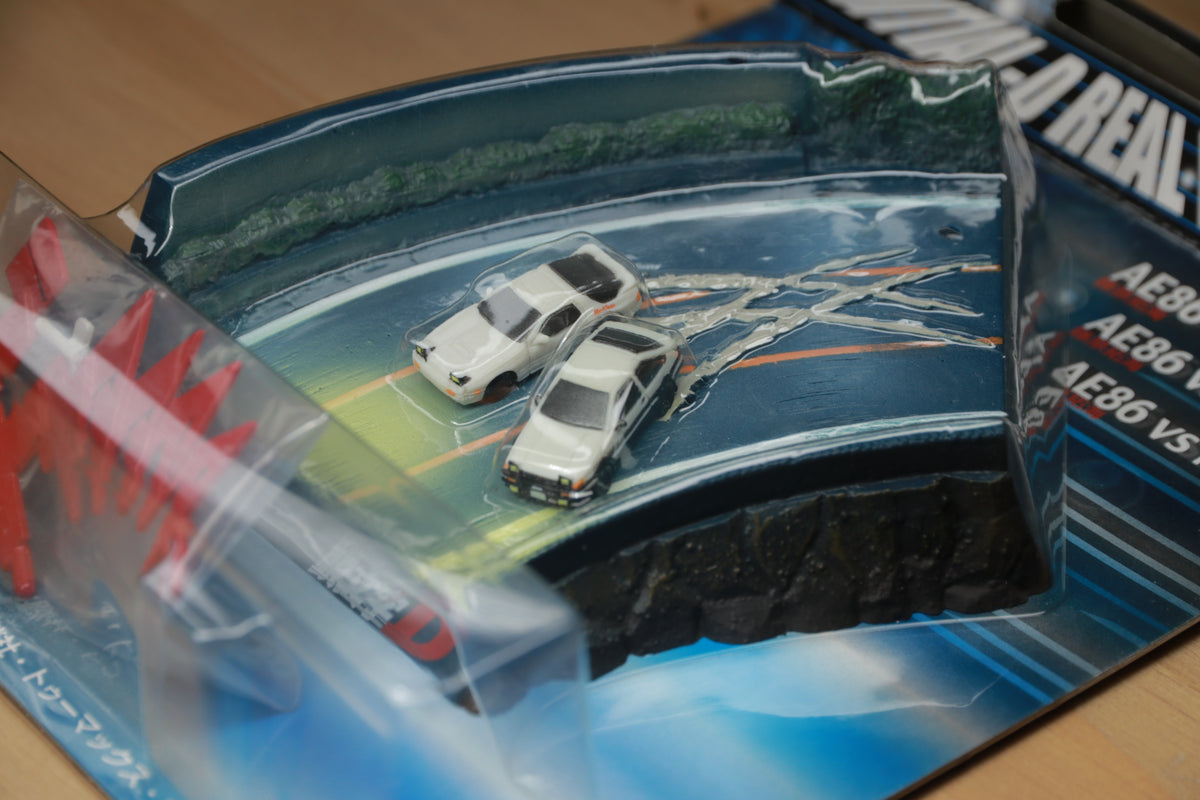 Vintage SEGA Initial D Mini Diorama AE86 vs FC3S Super Rare Japan Import